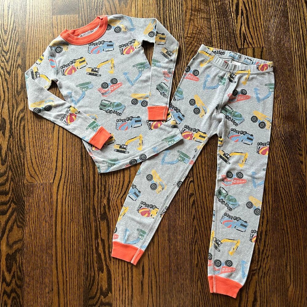Hanna Andersson Construction Truck Pajama Set (6-7Y)